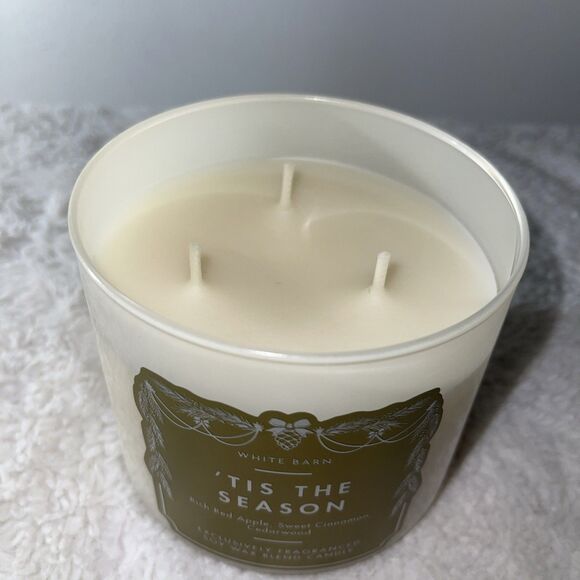 Bath & Body Works TIS THE SEASON 3-Wick Scented Holiday Candle Soy Wax 14.5oz - Picture 5 of 6